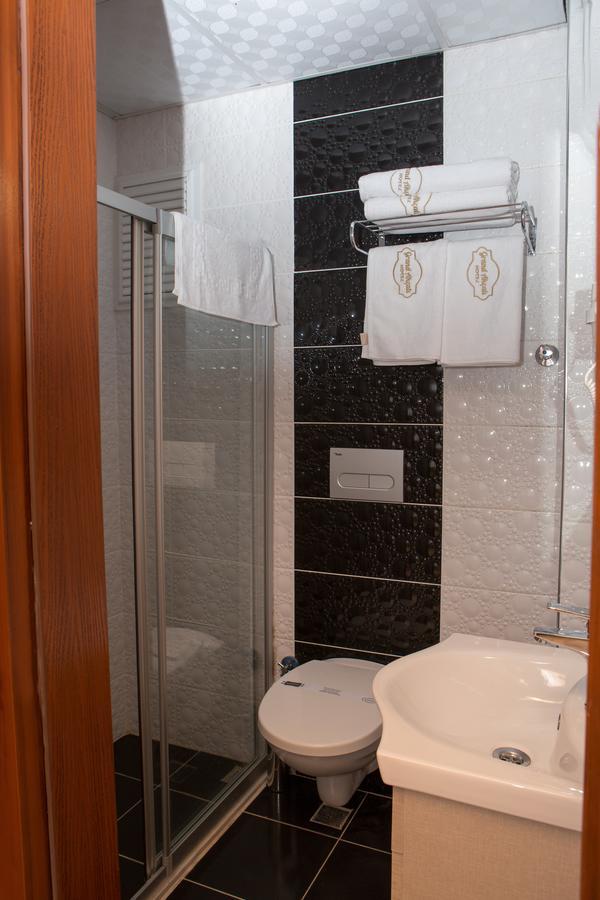 Akcali Hotel Iskenderun Ngoại thất bức ảnh