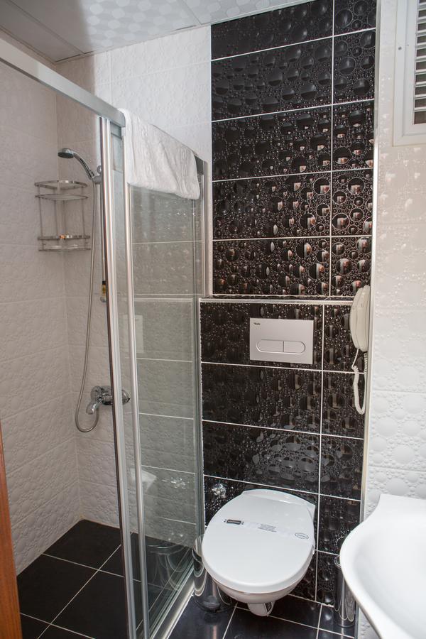 Akcali Hotel Iskenderun Ngoại thất bức ảnh
